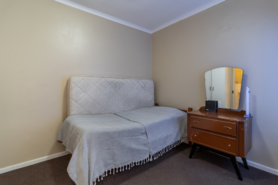 1 Bedroom Property for Sale in Wellington Central Western Cape